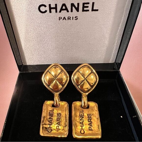 Chanel Vintage Logo Diamond Quilting Gold Plated Dangle Earrings - Picture 1 of 5